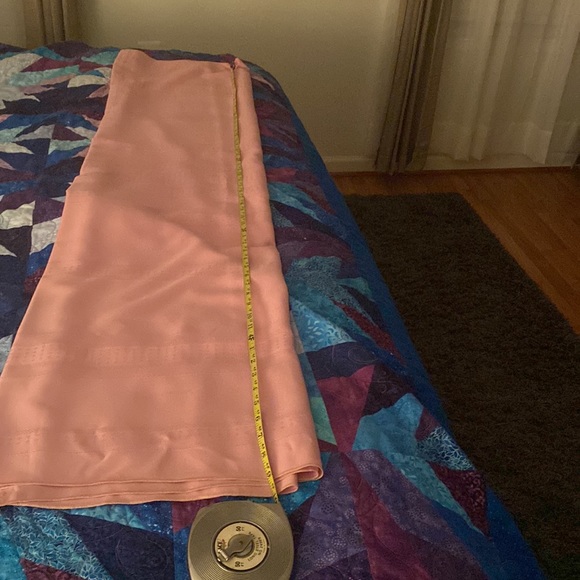 Table cloth - Picture 3 of 4